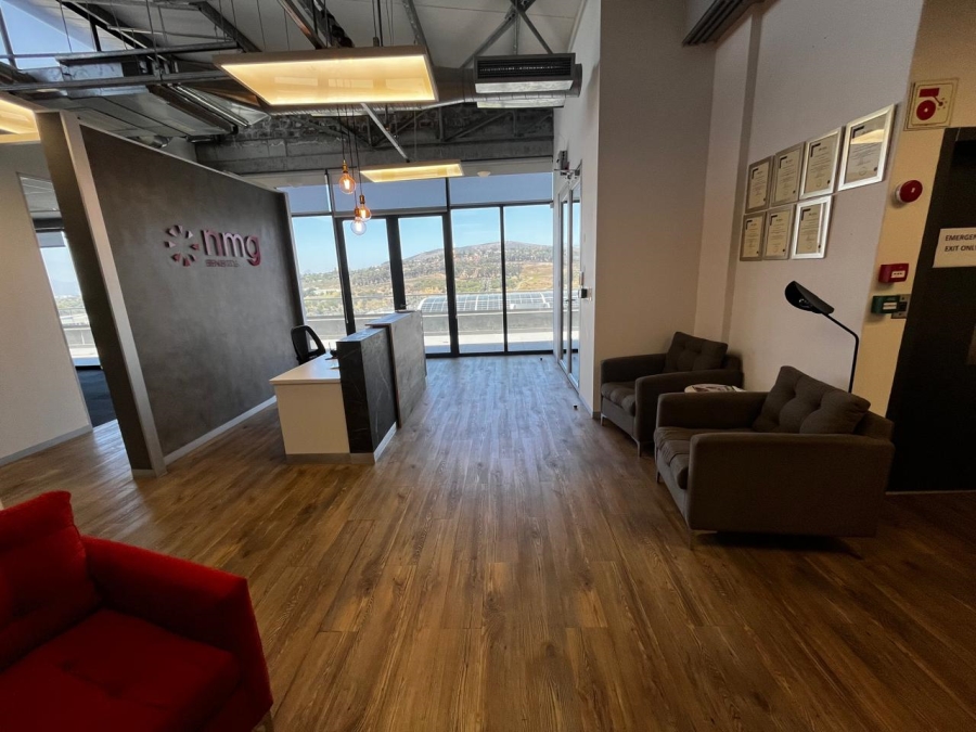 To Let commercial Property for Rent in Bo Oakdale Western Cape